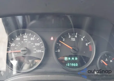 2013 Jeep Patriot Latitude z USA, uszkodzony, nr VIN 1C4NJRFB6DD180650